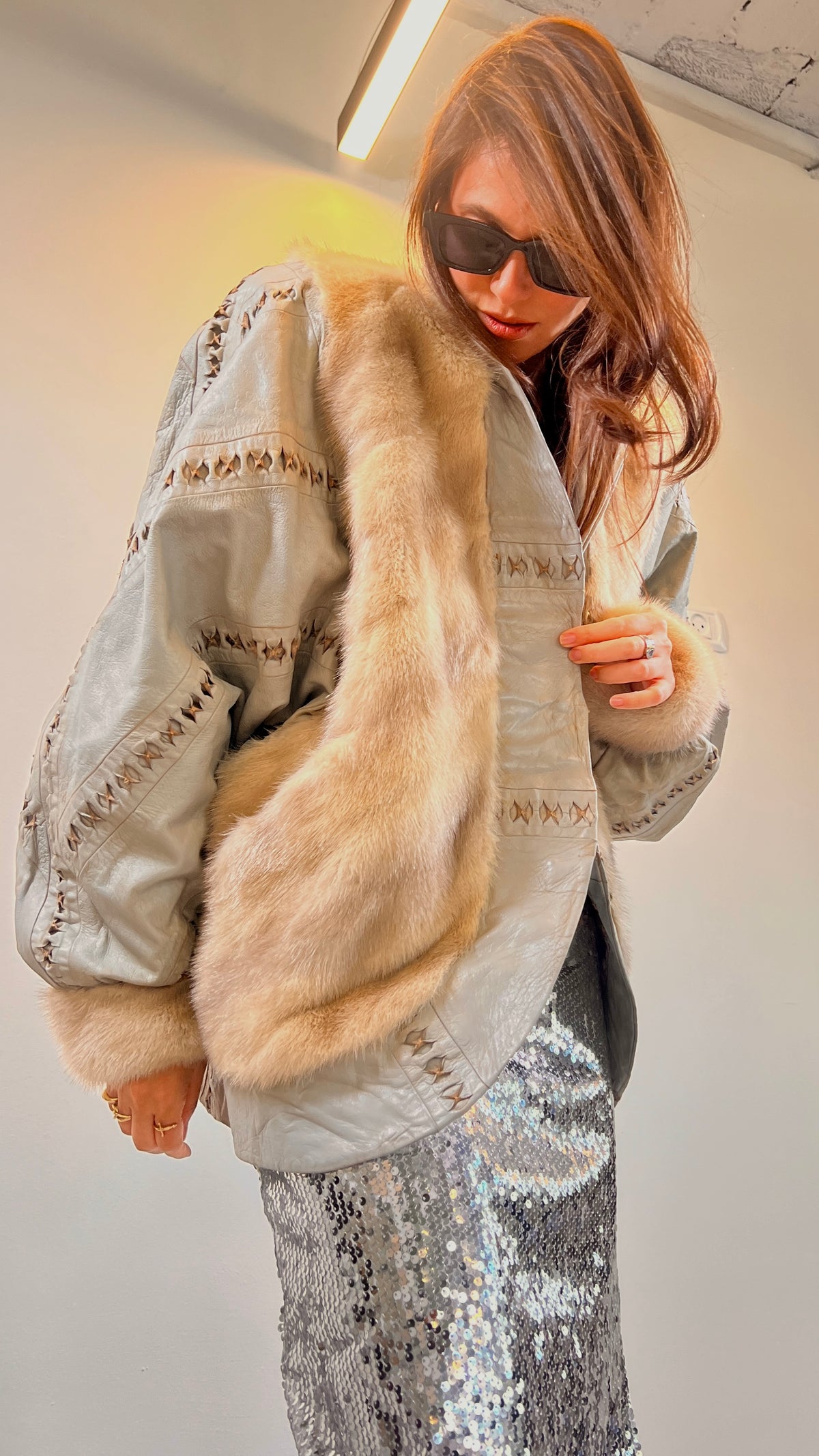 Mid-Length Off-White Leather and Fur Coat