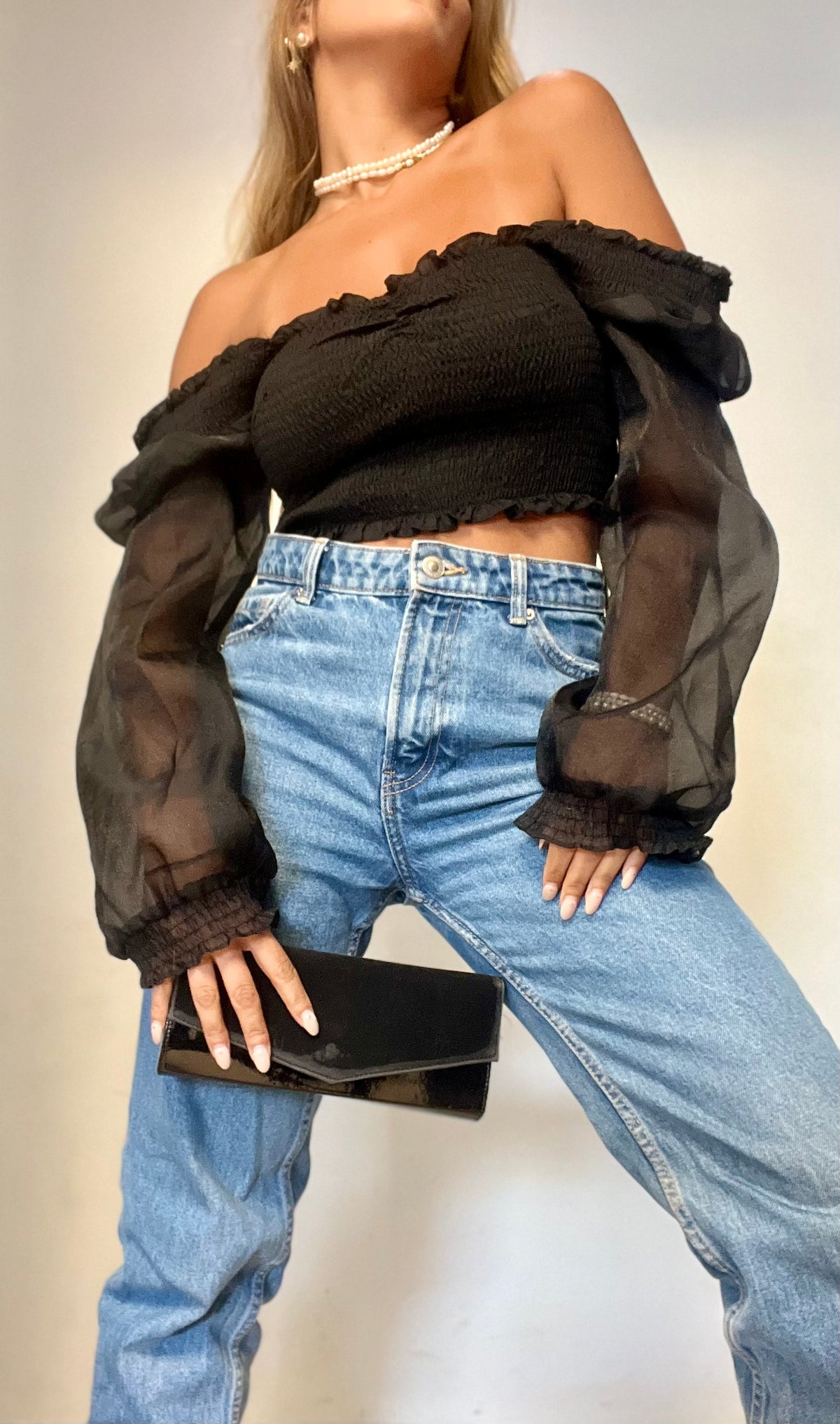 Puffy sleeve shirt