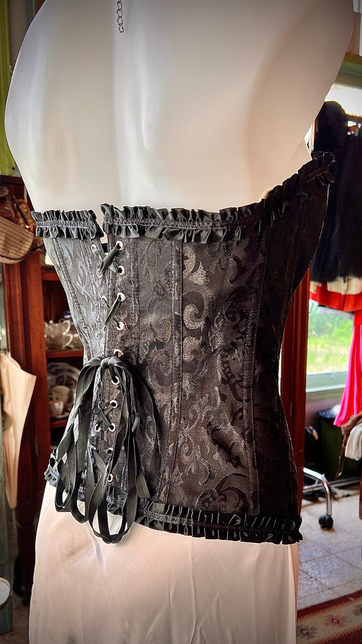 Black tie corset