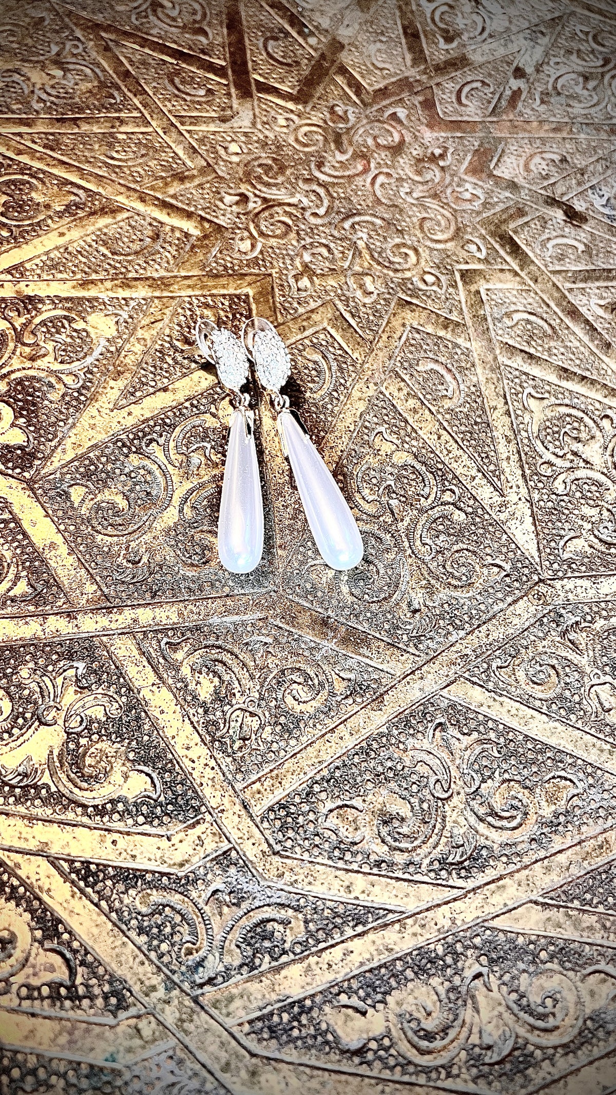 Long pearl earrings