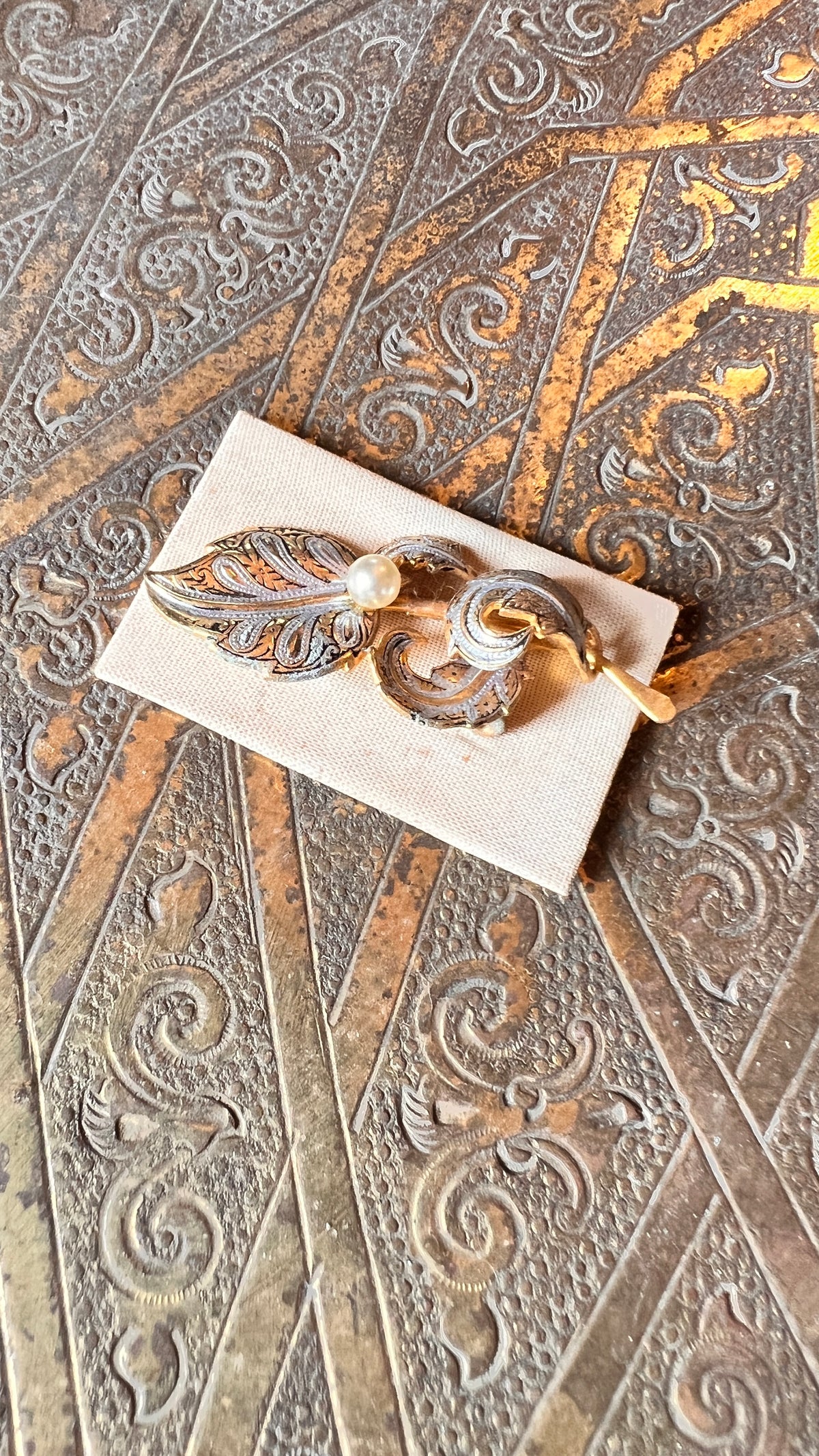 Antique vintage brooch