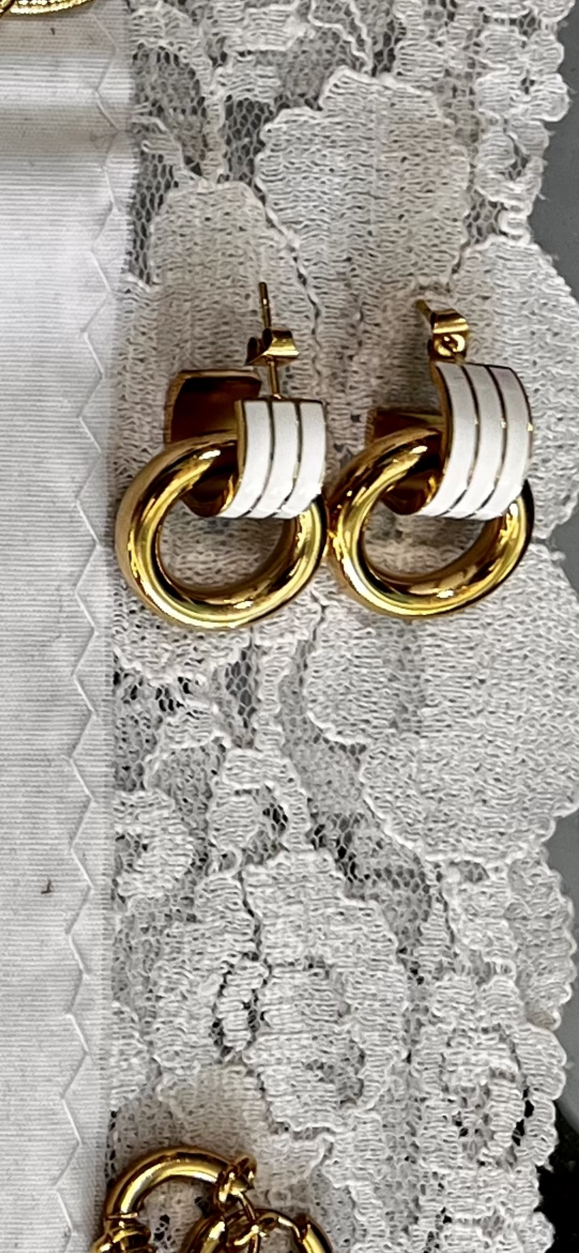 gold earrings