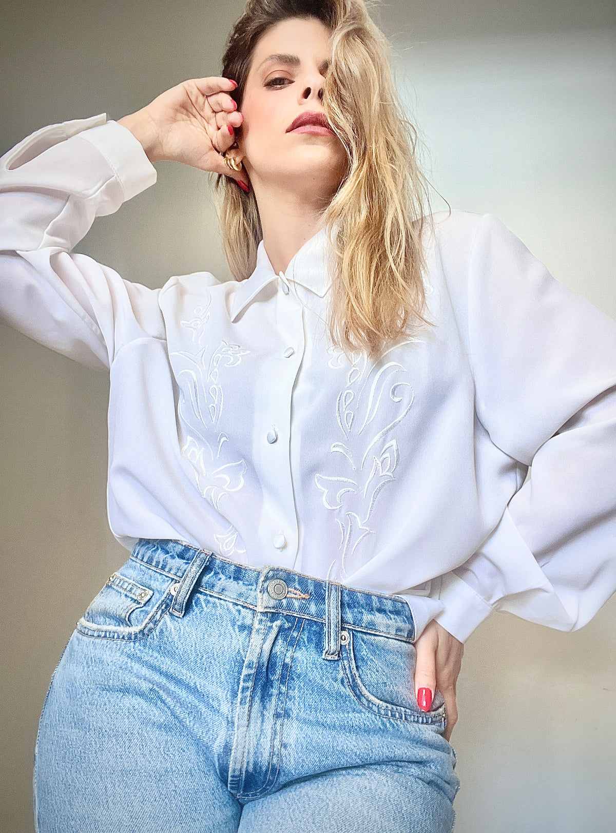 A white vintage shirt