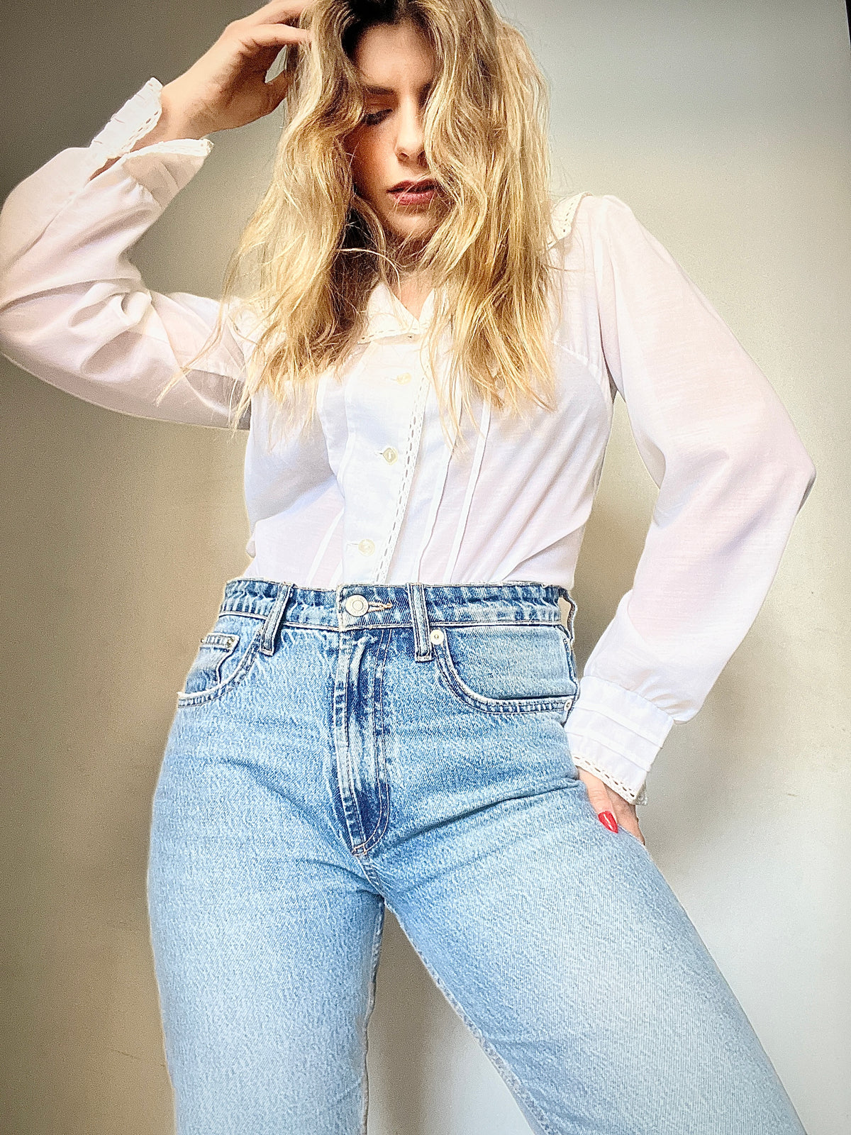 Vintage white square collar shirt