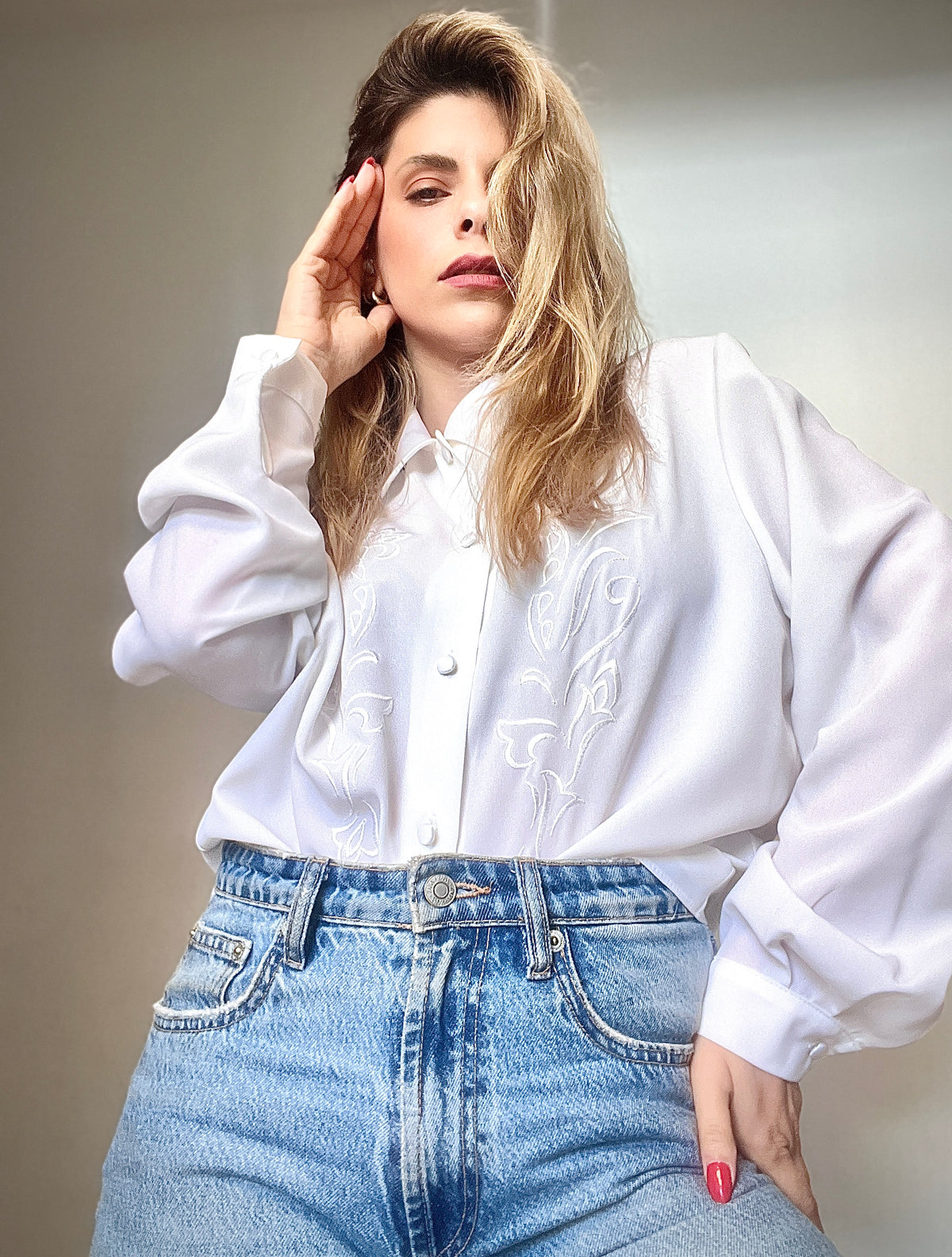 A white vintage shirt
