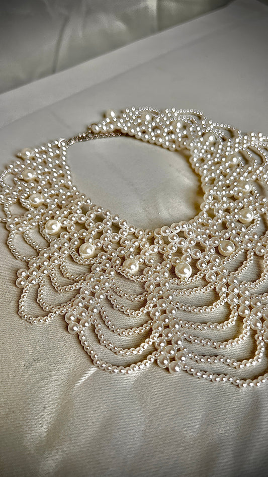 Handmade pearl necklace