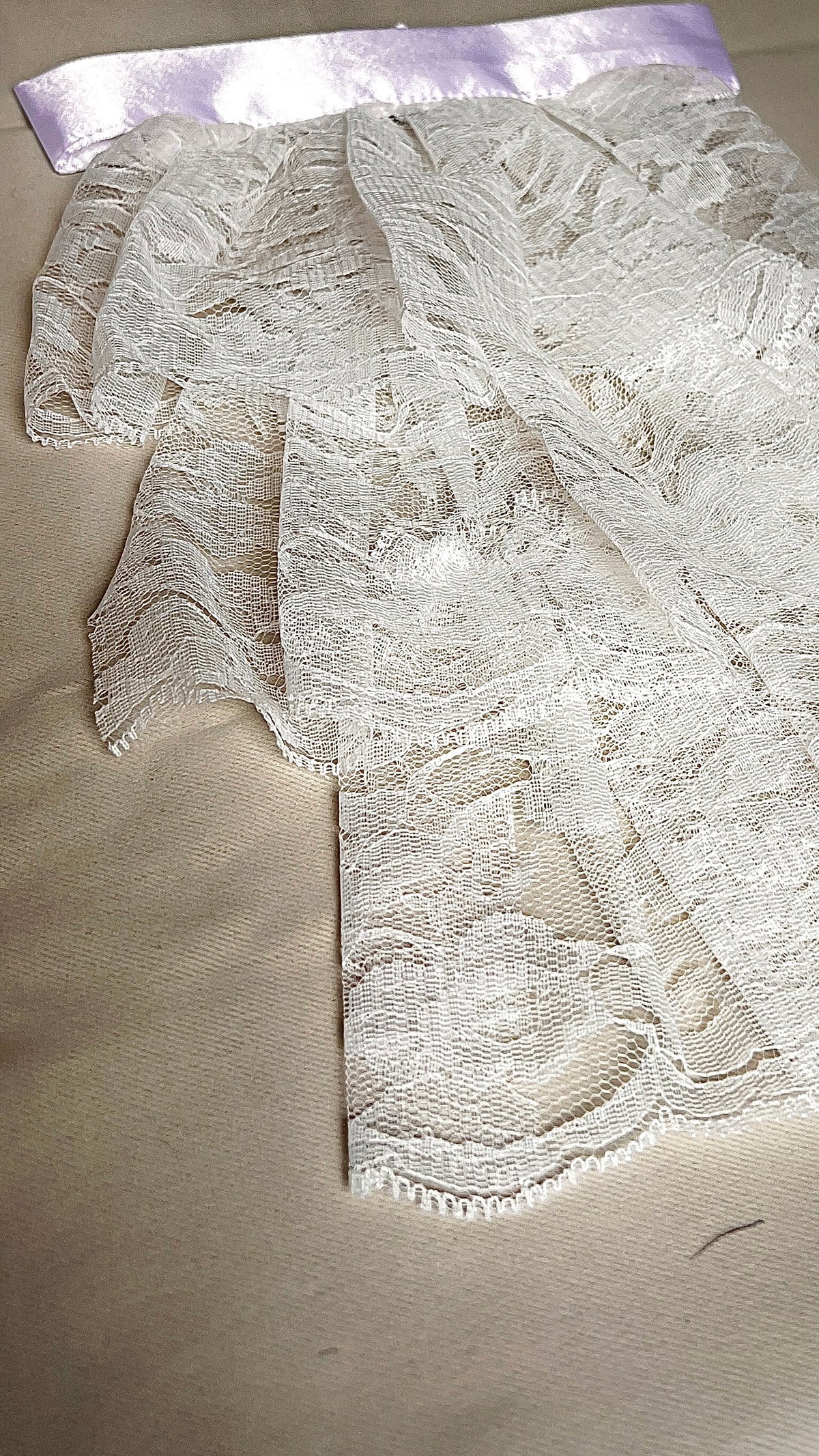 Louis vintage lace collar