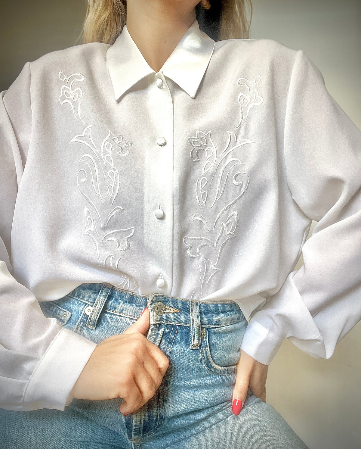 A white vintage shirt