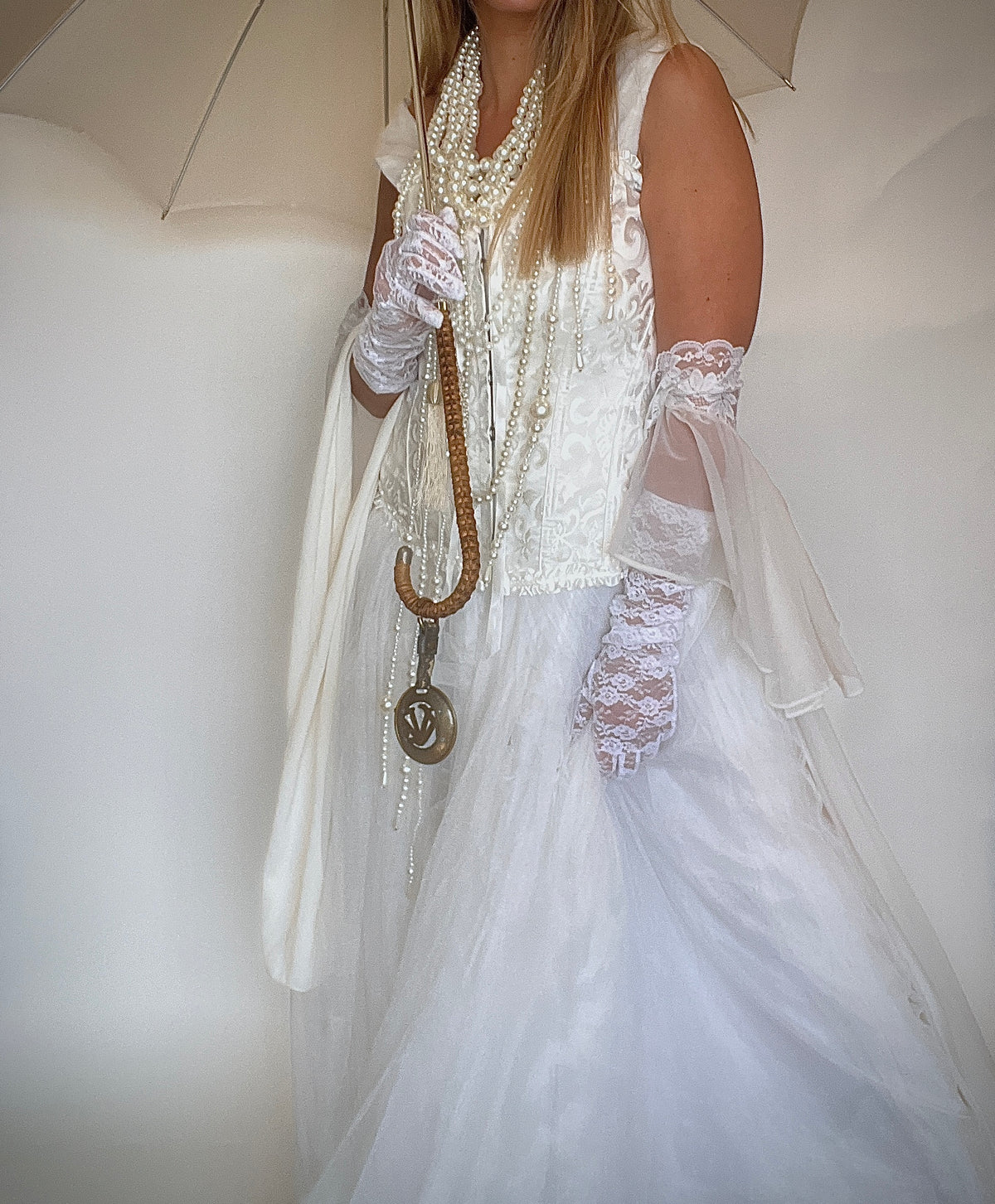 1920s lady bride costume