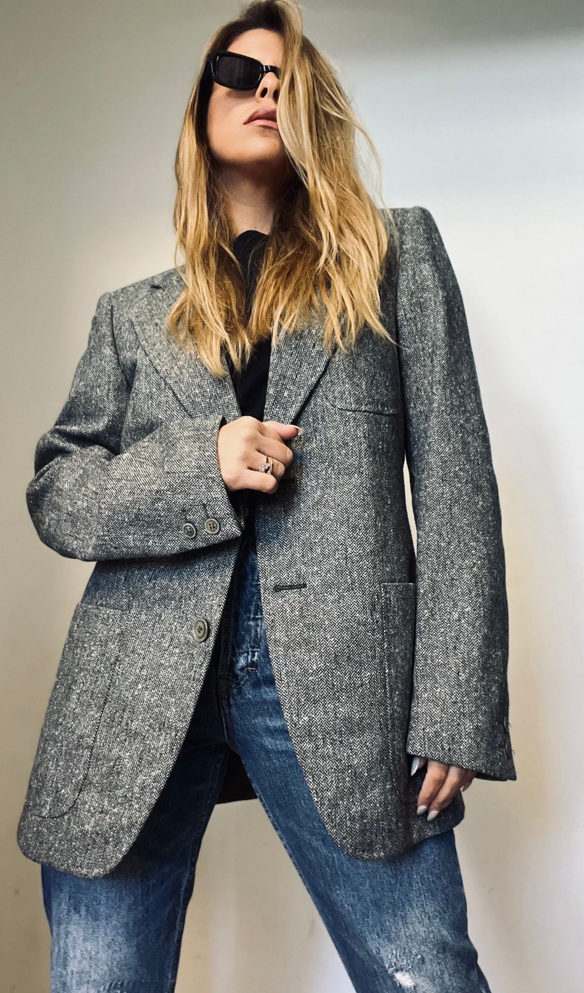 Men's gray blazer