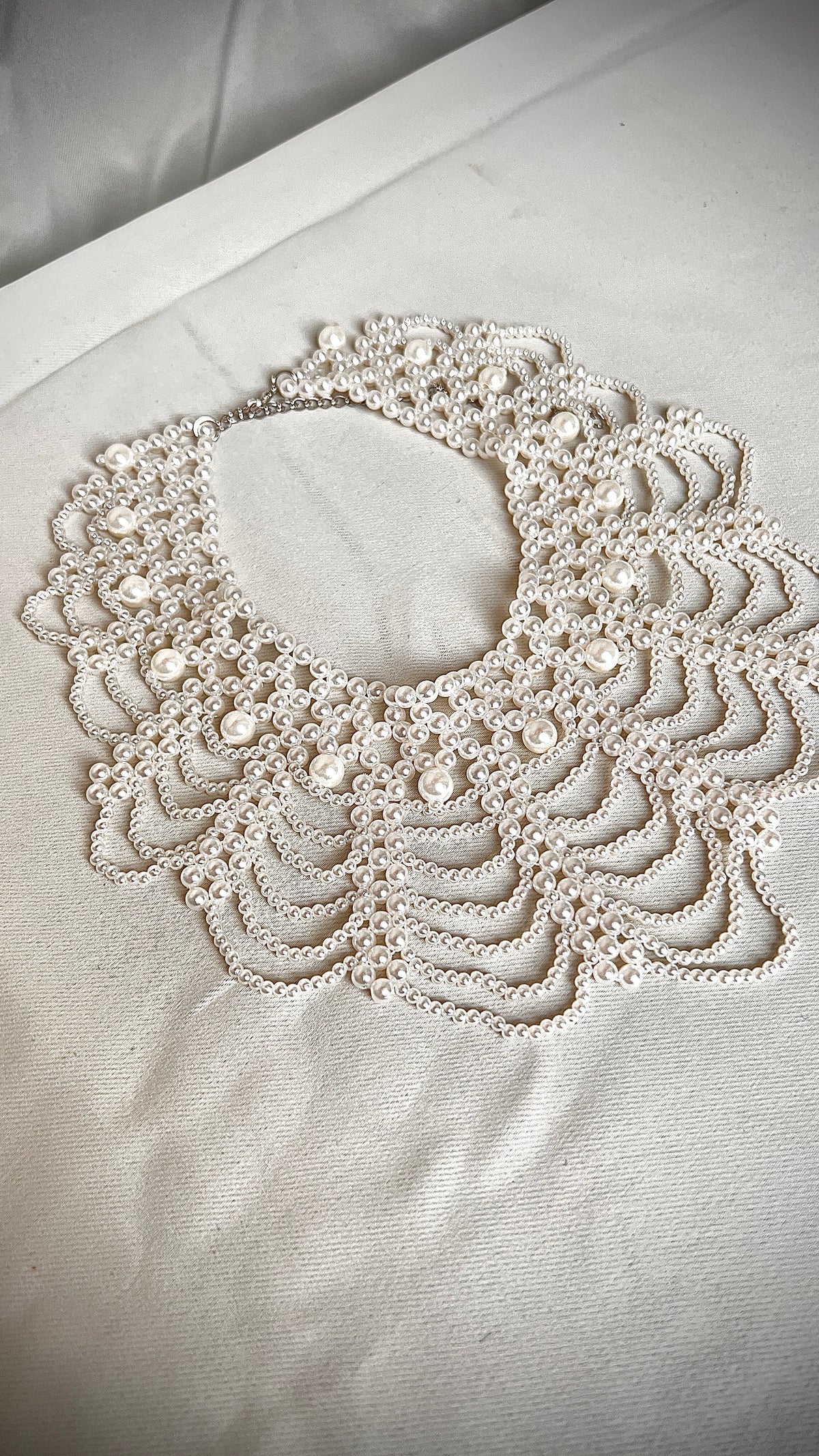 Handmade pearl necklace