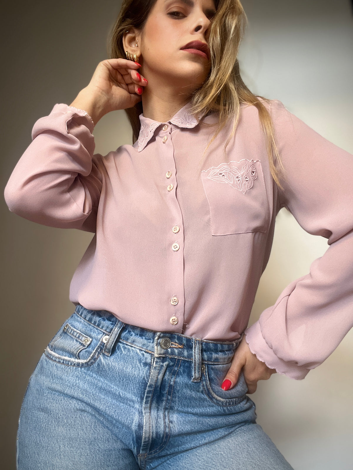 Light lilac purple vintage shirt