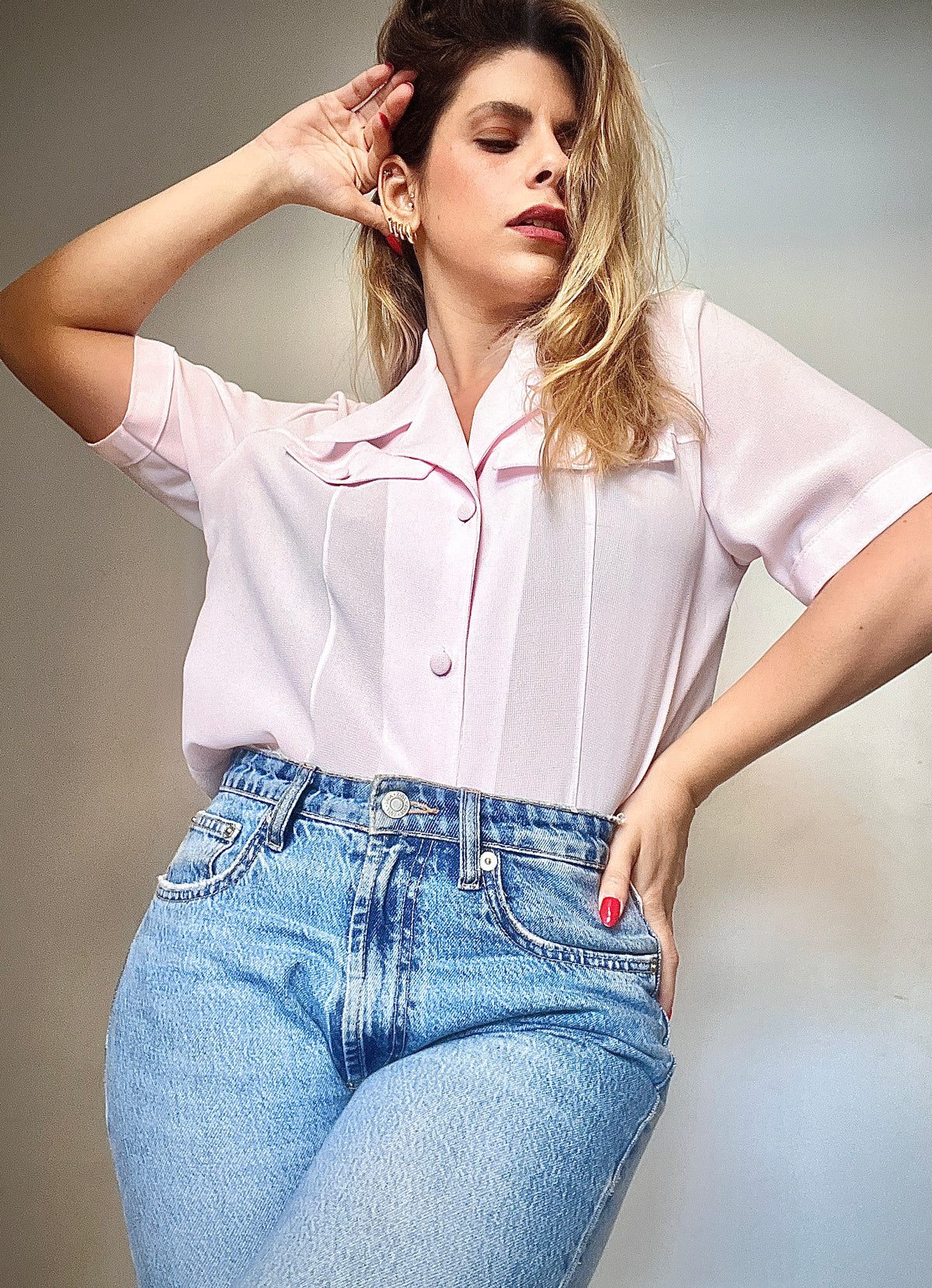 Short light pink vintage shirt