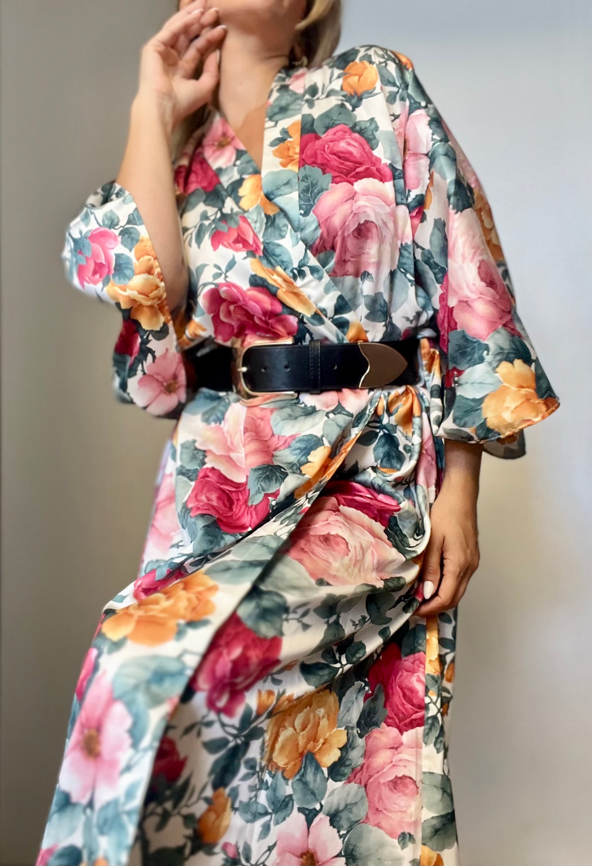 Vintage floral satin robe