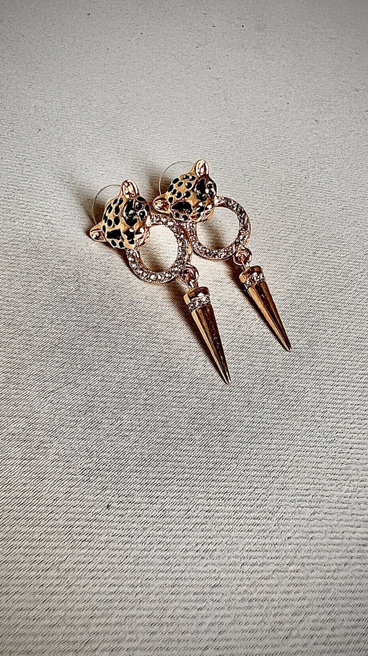 Retro gold speckled pin earrings
