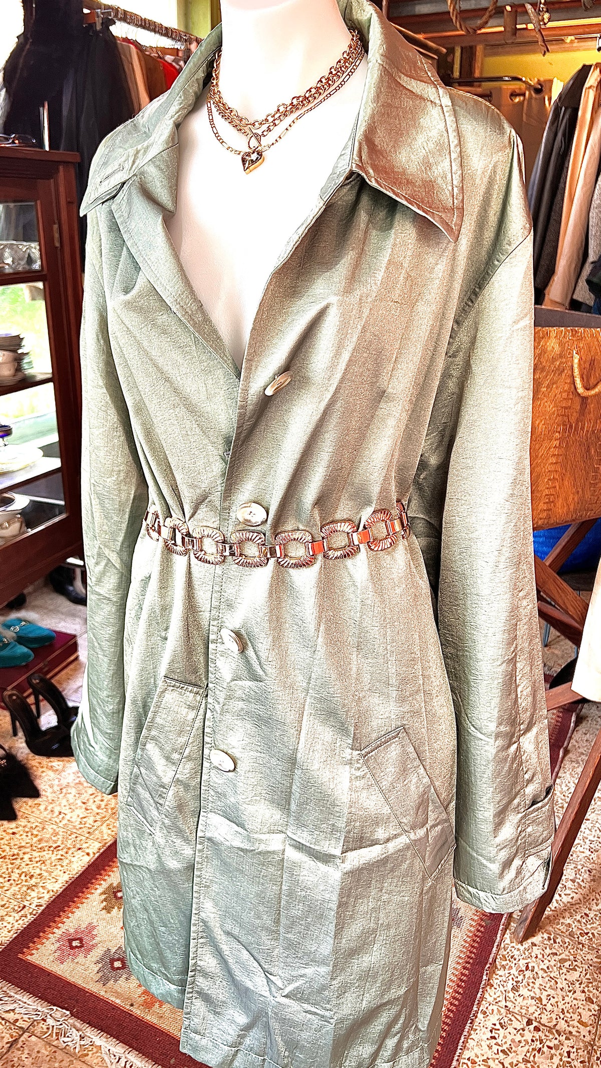 Shiny green thin trench coat