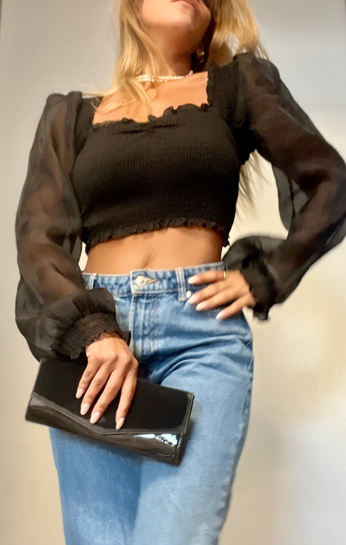 Puffy sleeve shirt