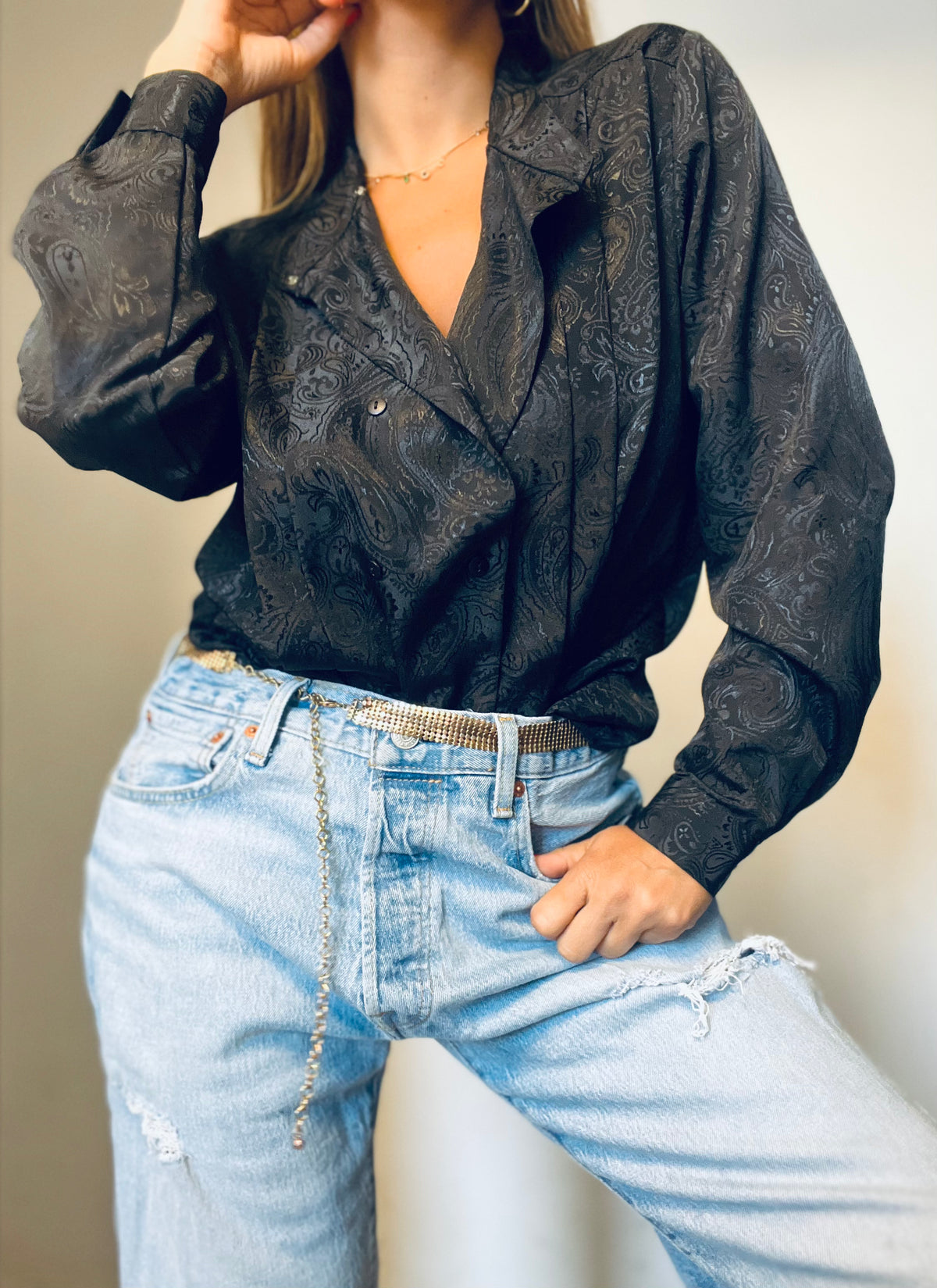 Black Classic Long-Sleeve Vintage Shirt