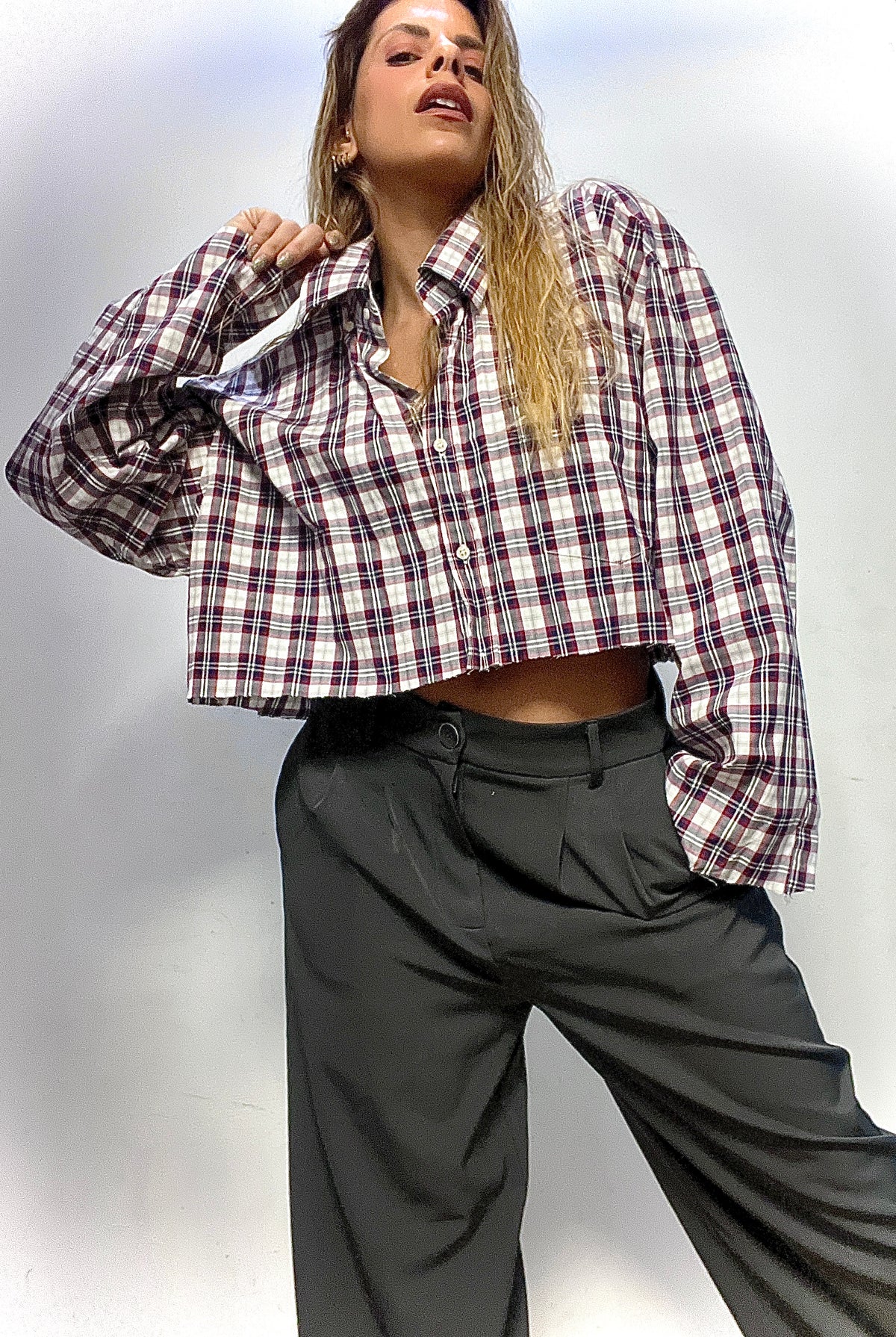 Button-Up Crop Top Plaid Long-Sleeve Top
