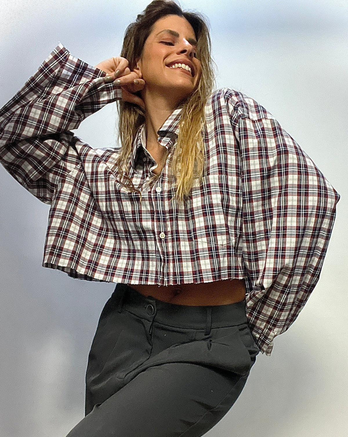 Button-Up Crop Top Plaid Long-Sleeve Top