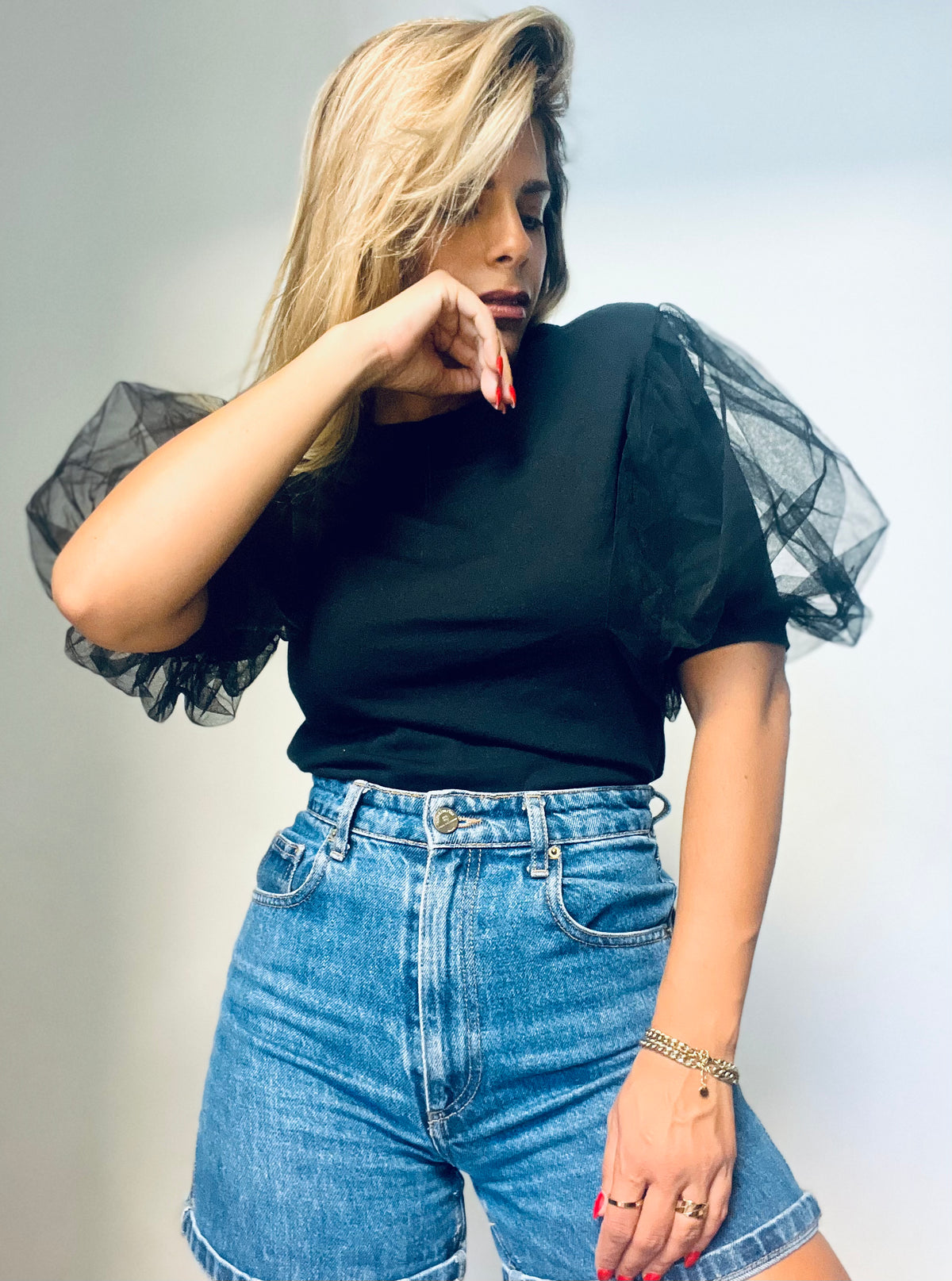 Black T-Shirt with Fluffy Short-Sleeves