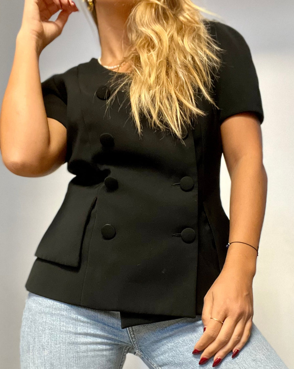 Black Short-Sleeve Double-Buttons Vest